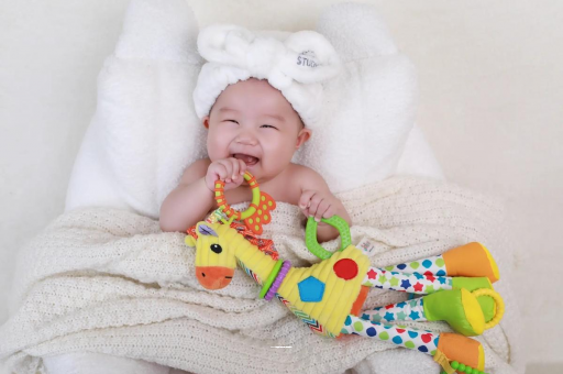 赵县1岁宝宝流鼻涕打喷嚏